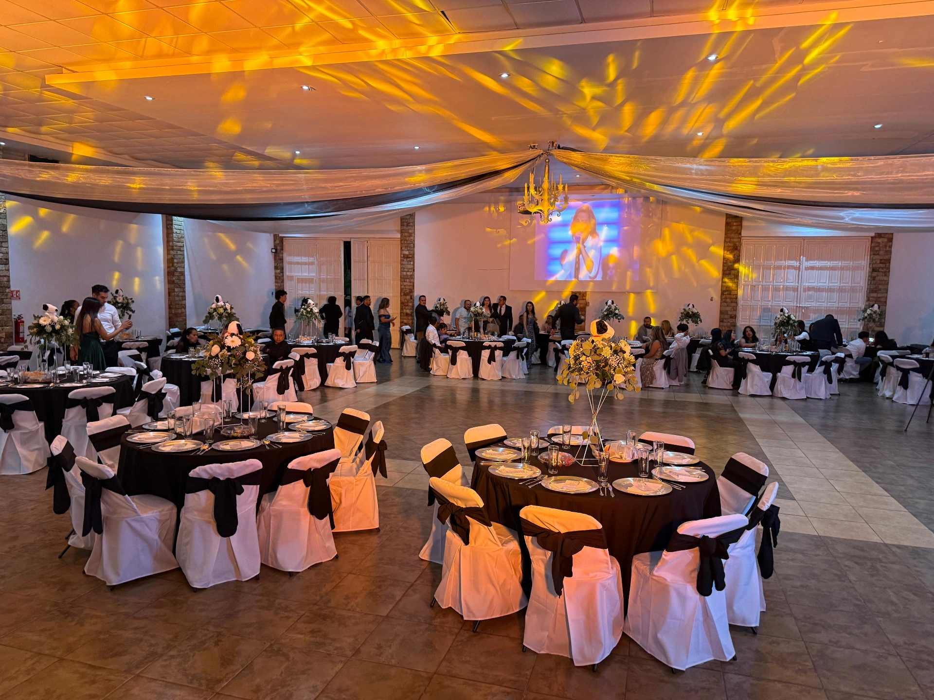Salón El Colorado - interior de lujo